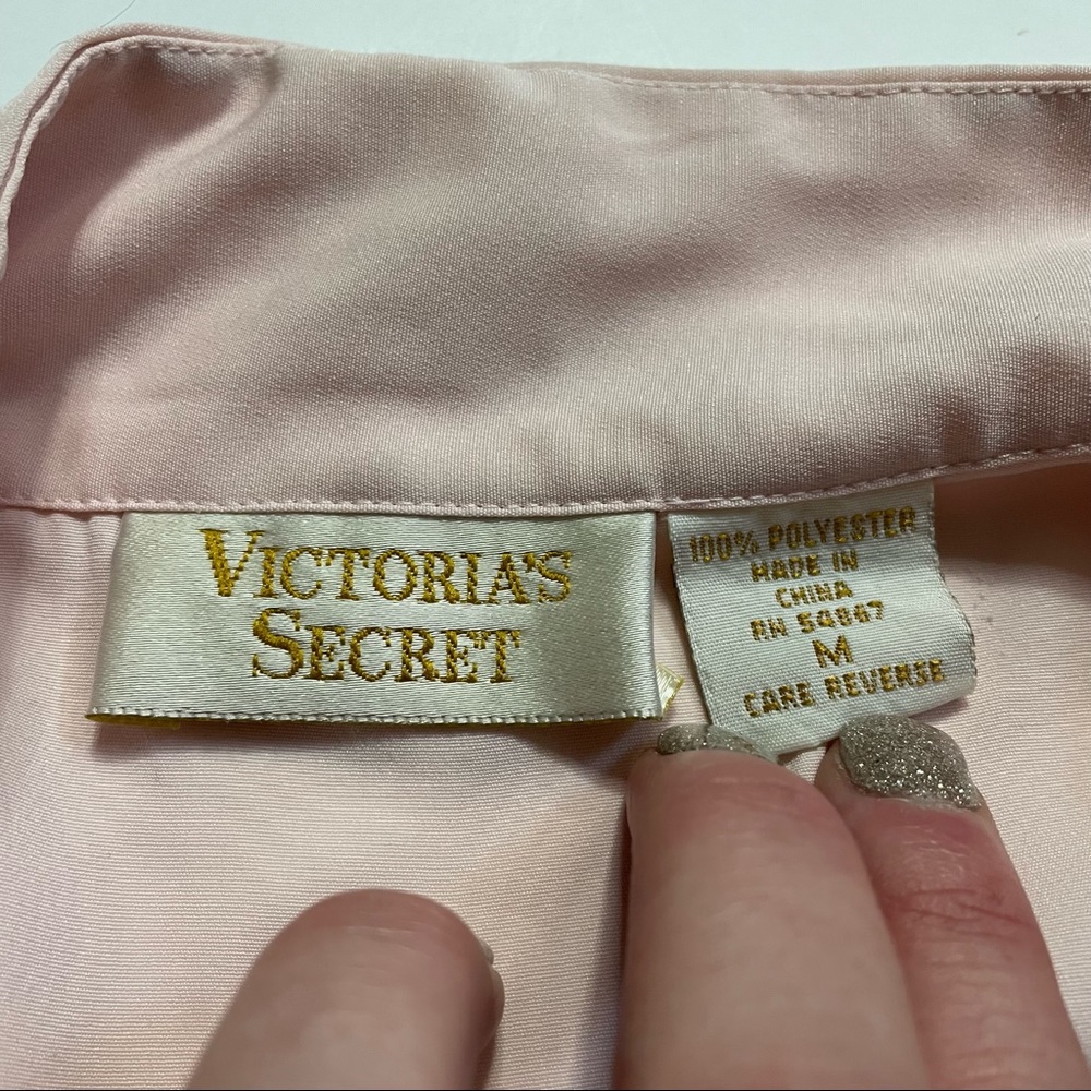 Vintage Gold Label Victoria’s Secret Silk Floral Embroider Wrap Sleep Top Medium - Picture 3 of 6